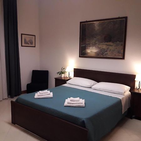 Guest Room Via dei Passeri Cagliari Esterno foto