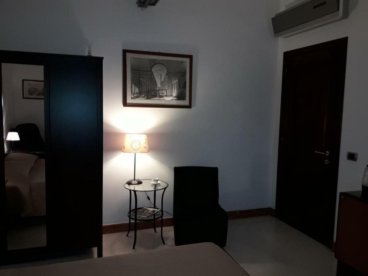 Guest Room Via dei Passeri Cagliari Esterno foto