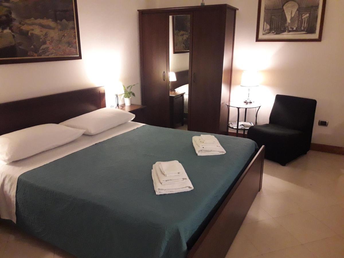 Guest Room Via dei Passeri Cagliari Esterno foto