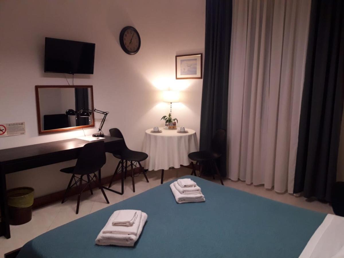 Guest Room Via dei Passeri Cagliari Esterno foto